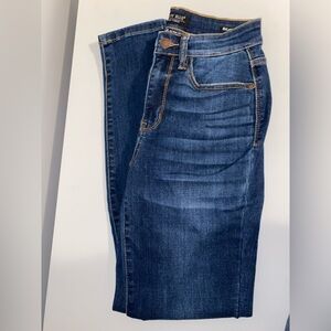 Judy Blue Relaxed Fit Jeans
